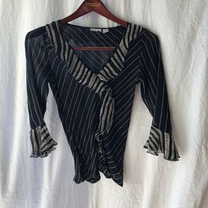 Black and cream diagonal stripe sheer top sz M